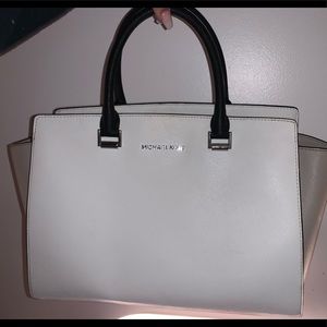 Authentic Michael Kors Handbag